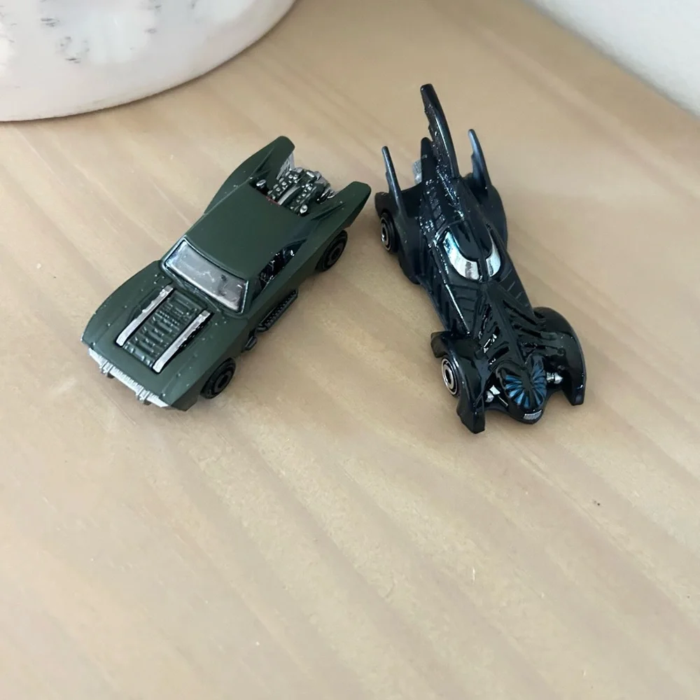 Hot wheels Batman Forever 2011 Batmobile & 2022 Batmobile